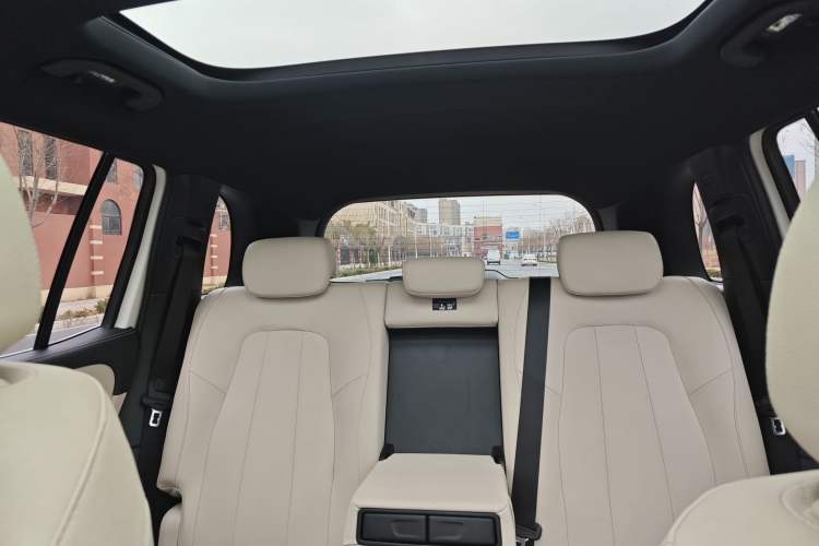 Used Mercedes-Benz EQB 2023 EQB 260 Interior 4