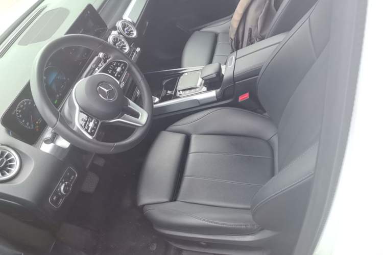 Used Mercedes-Benz EQB 2023 EQB 260 Left Front Seat