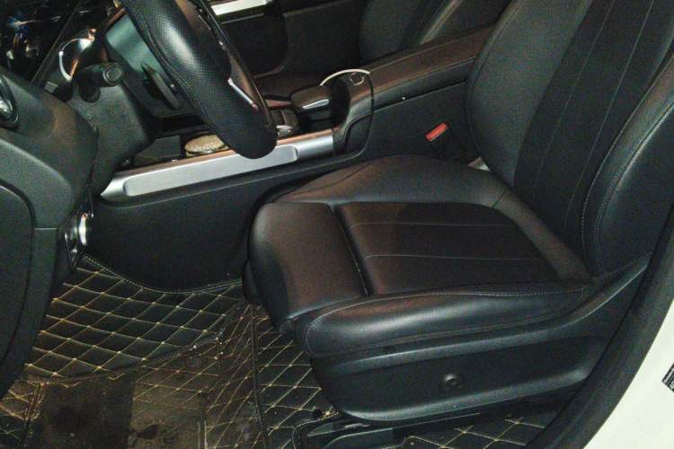 Used Mercedes-Benz EQB 2023 EQB 260 Left Front Seat