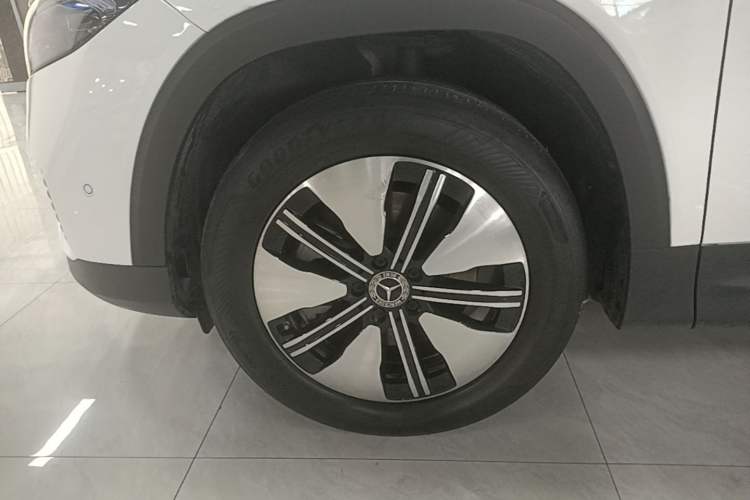 Used Mercedes-Benz EQB 2023 Facelift EQB 260 Left Front Wheel Hub
