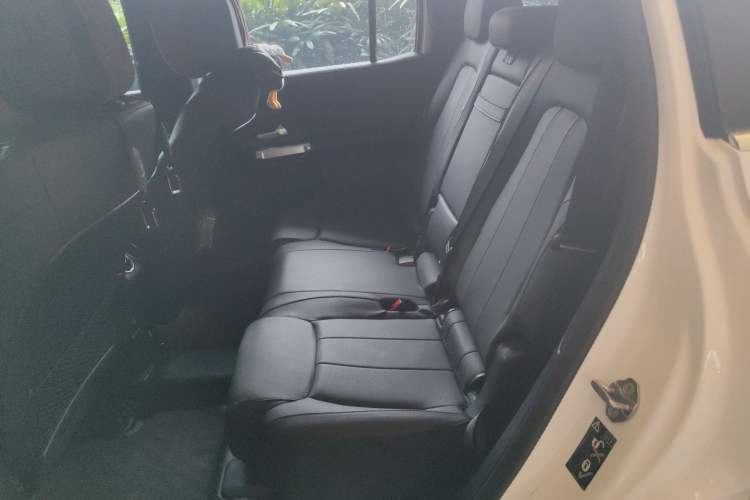 Used Mercedes-Benz EQB 2023 EQB 260 Left Rear Seat
