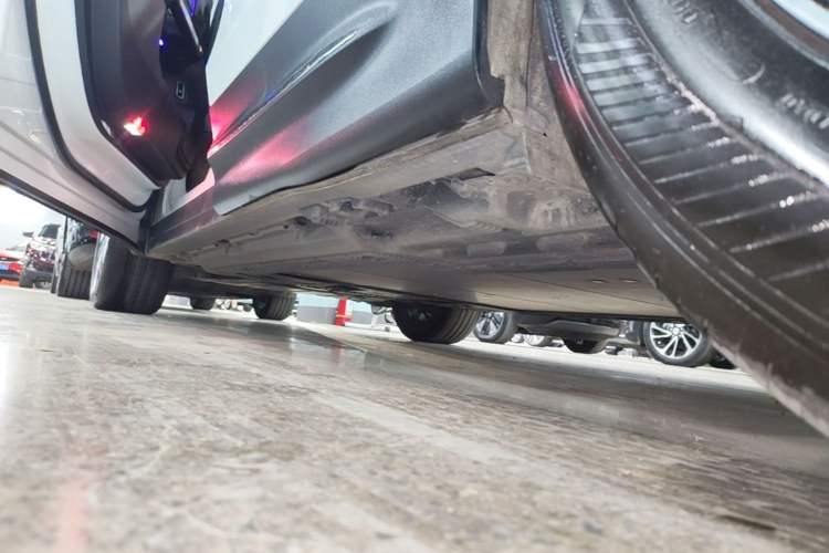 Used Mercedes-Benz EQB 2023 EQB 260 Left Side Sill