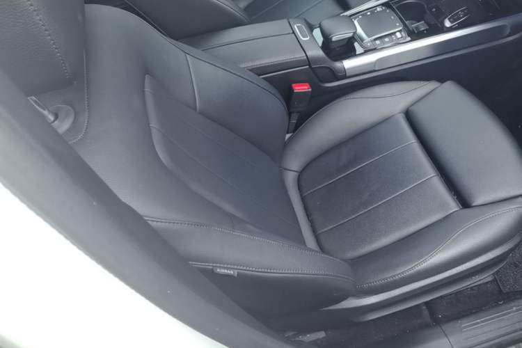 Used Mercedes-Benz EQB 2023 EQB 260 Right Front Seat