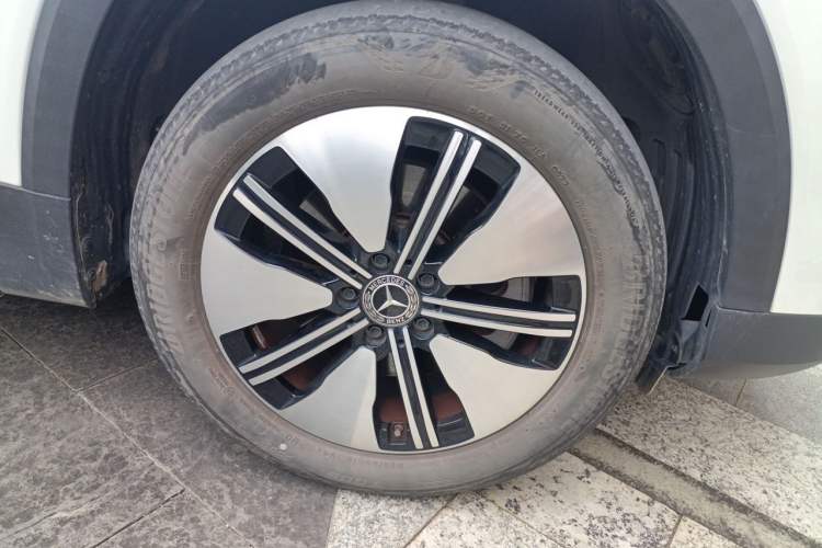 Used Mercedes-Benz EQB 2023 EQB 260 Right Front Wheel Hub