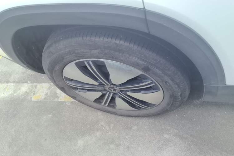 Used Mercedes-Benz EQB 2023 EQB 260 Right Rear Wheel Hub