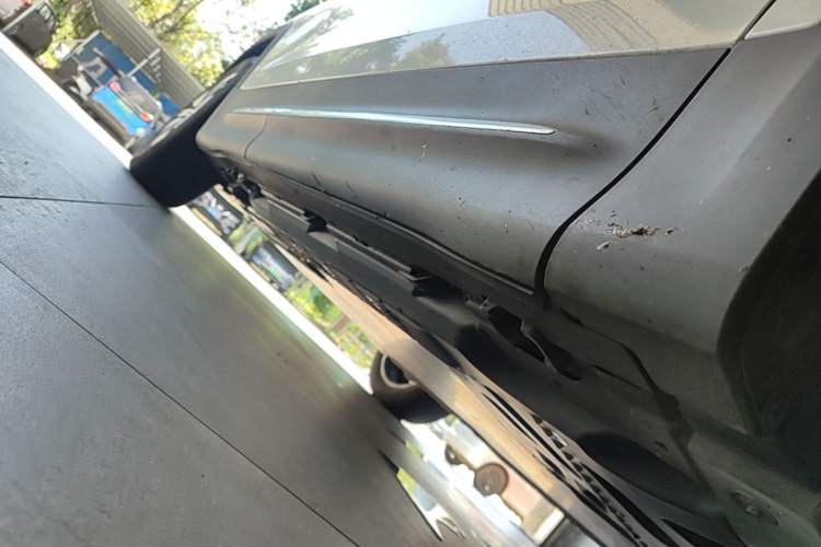 Used Mercedes-Benz EQB 2023 EQB 260 Right Side Sill