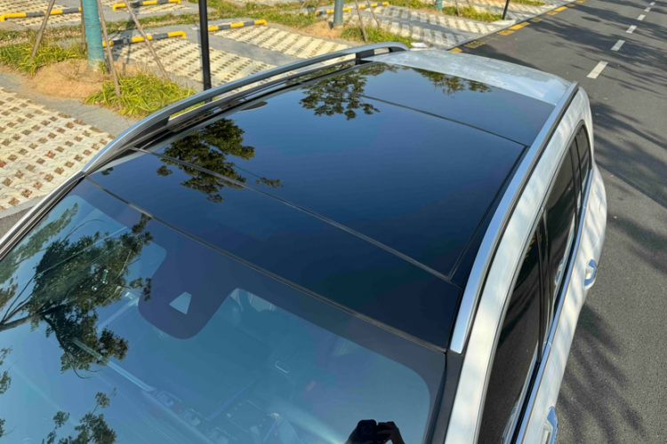 Used Mercedes-Benz EQB 2023 EQB 260 Roof
