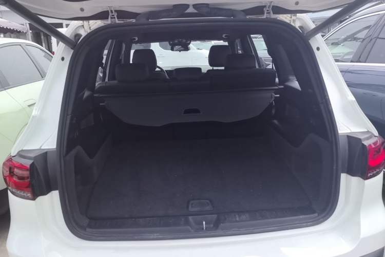 Used Mercedes-Benz EQB 2023 EQB 260 Trunk