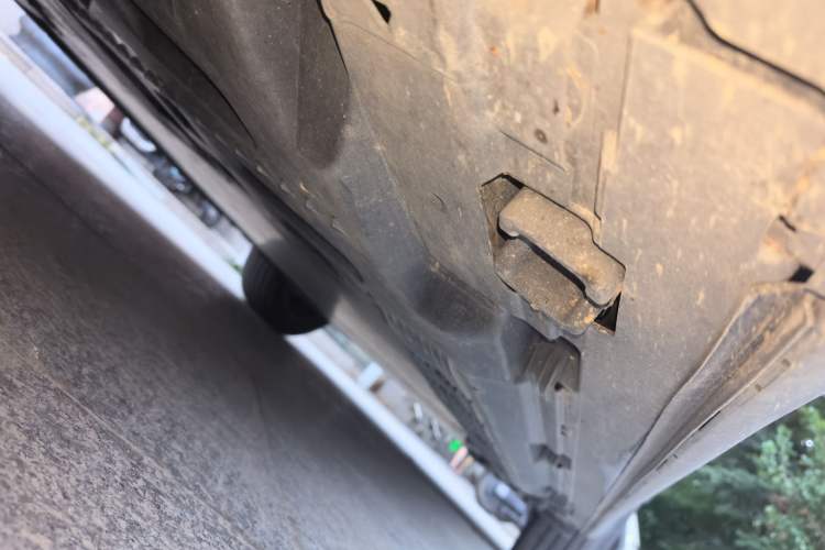 Used Mercedes-Benz EQB 2024 EQB 260 Chassis Front Left