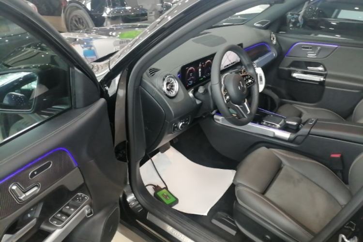 Used Mercedes-Benz EQB 2024 EQB 350 4MATIC Driver Seat