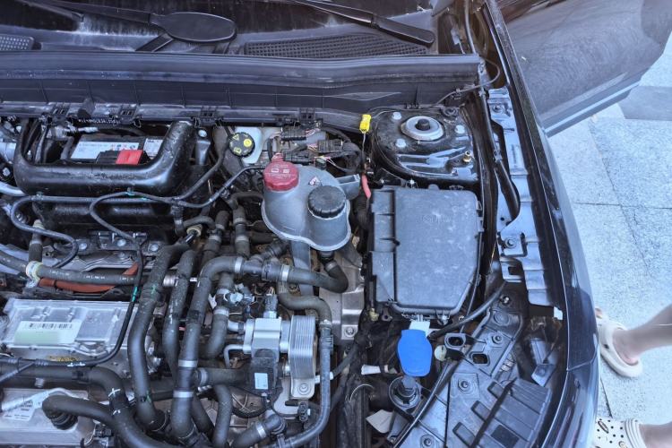 Used Mercedes-Benz EQB 2024 EQB 260 Engine Bay Left