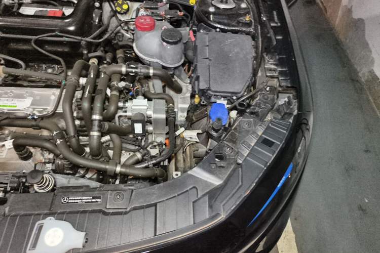 Used Mercedes-Benz EQB 2024 EQB 260 Engine Bay Left