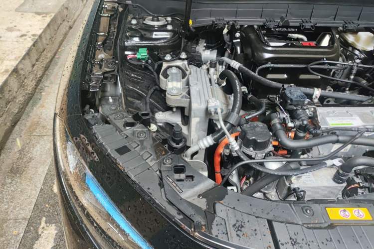 Used Mercedes-Benz EQB 2024 EQB 260 Engine Bay Right