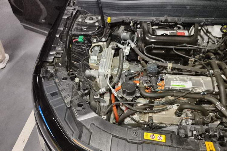 Used Mercedes-Benz EQB 2024 EQB 260 Engine Bay Right