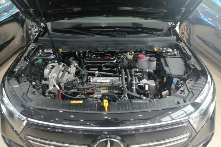 Used Mercedes-Benz EQB 2024 EQB 350 4MATIC Engine Bay