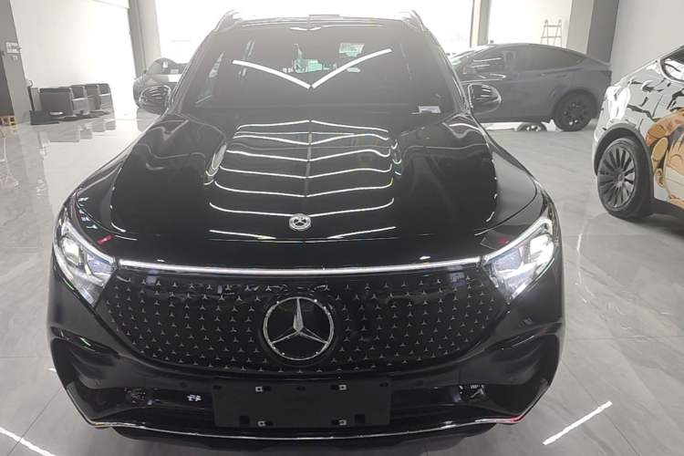 Used Mercedes-Benz EQB 2024 EQB 260 Front