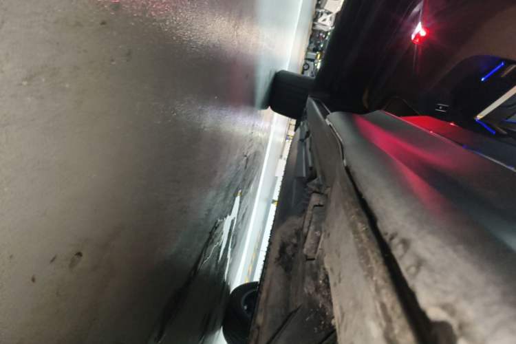 Used Mercedes-Benz EQB 2024 EQB 260 Left Side Sill