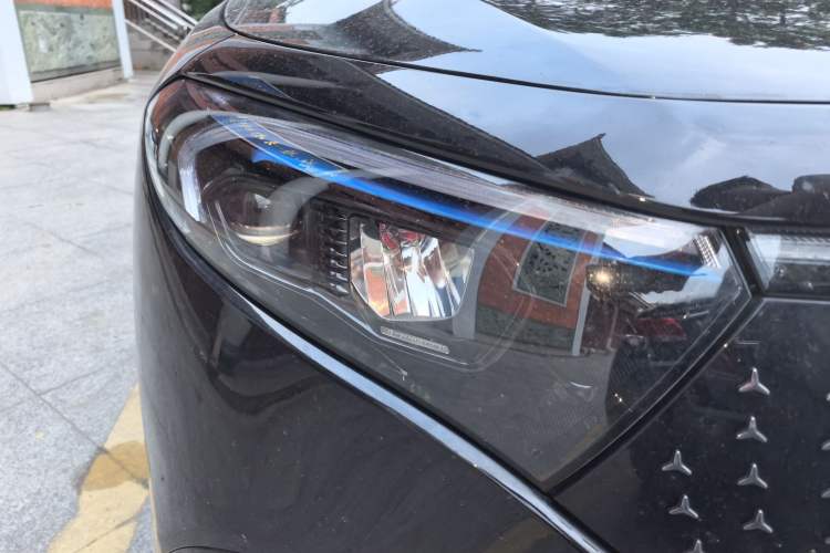 Used Mercedes-Benz EQB 2024 EQB 260 Right Front Headlight