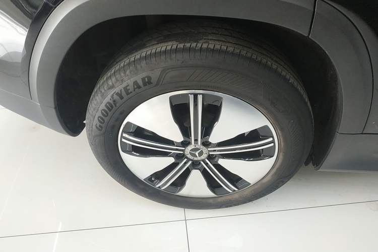 Used Mercedes-Benz EQB 2024 EQB 260 Right Rear Wheel Hub