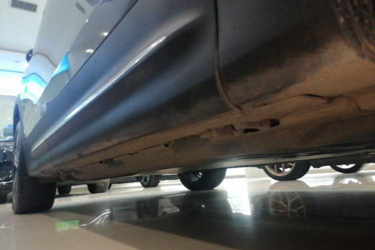 Used Mercedes-Benz EQB 2024 EQB 350 4MATIC Right Side Sill