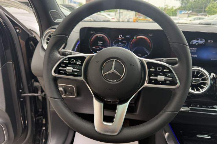 Used Mercedes-Benz EQB 2024 EQB 350 4MATIC Steering Wheel