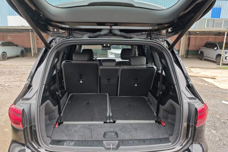 Used Mercedes-Benz EQB 2024 EQB 350 4MATIC Trunk
