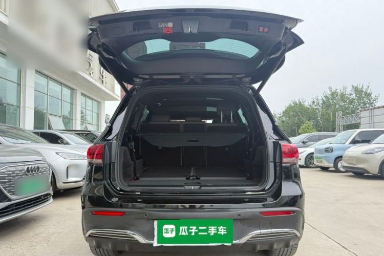 Used Mercedes-Benz EQB 2024 EQB 350 4MATIC Trunk