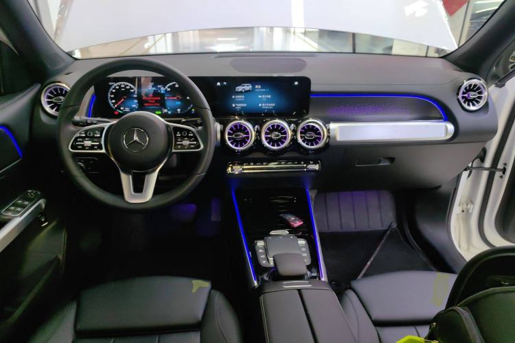 Used Mercedes-Benz EQB 2024 EQB 260 Interior 2