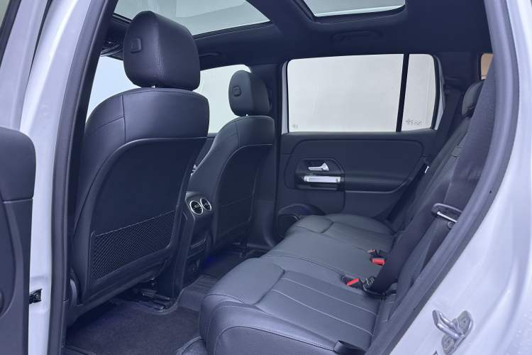 Used Mercedes-Benz EQB 2024 EQB 260 Interior 2