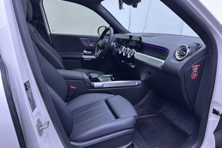 Used Mercedes-Benz EQB 2024 EQB 260 Interior 5