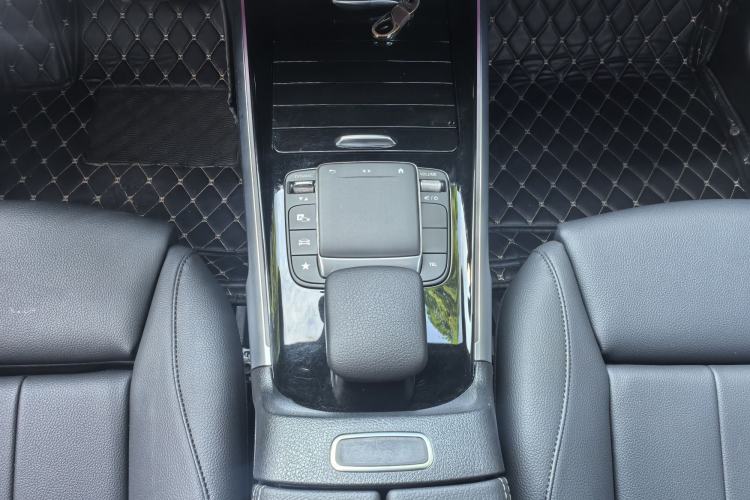 Used Mercedes-Benz EQB 2024 EQB 260 Interior 7