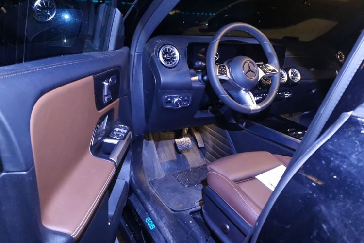 Used Mercedes-Benz EQB 2025 EQB 260 Driver Seat