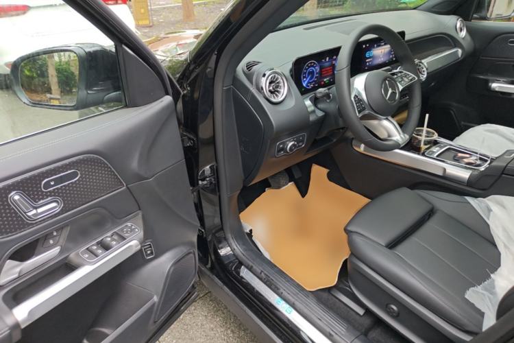 Used Mercedes-Benz EQB 2025 EQB 260 Driver Seat