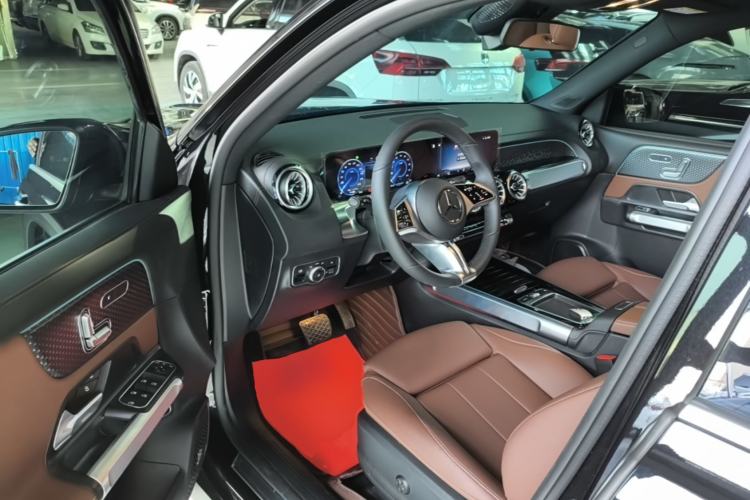 Used Mercedes-Benz EQB 2025 EQB 260 Driver Seat