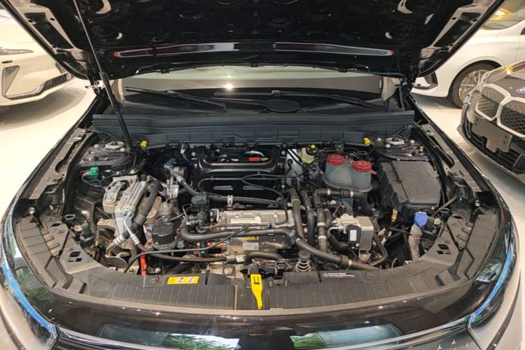 Used Mercedes-Benz EQB 2025 EQB 260 Engine Bay