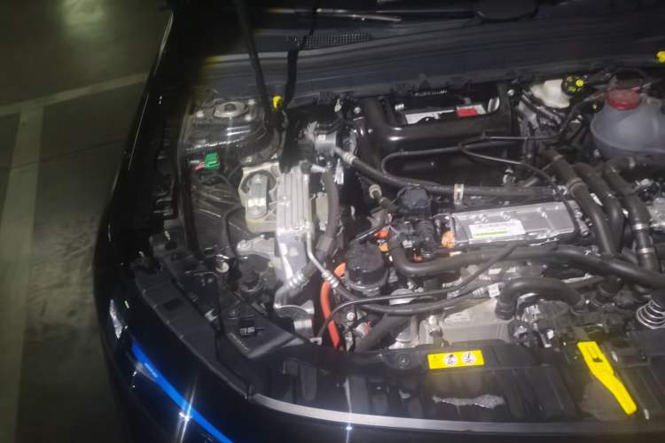 Used Mercedes-Benz EQB 2025 EQB 260 Engine Bay Right