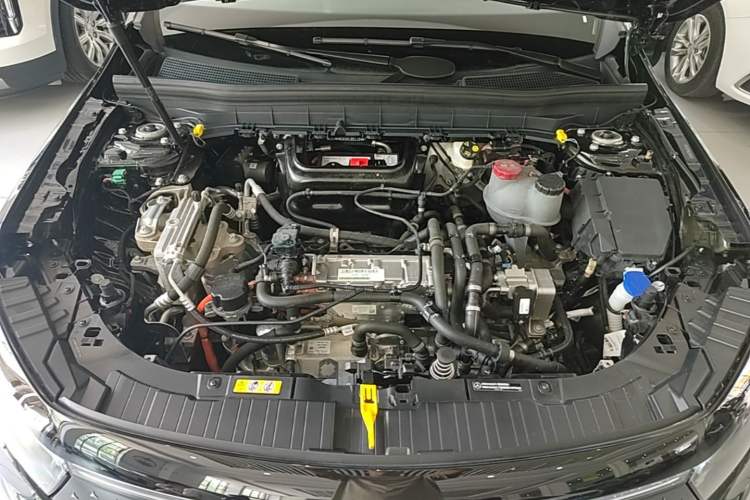 Used Mercedes-Benz EQB 2025 EQB 260 Engine Bay