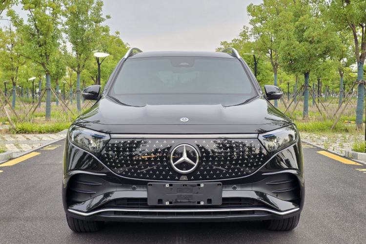 Used Mercedes-Benz EQB 2025 EQB 260 Exterior 1