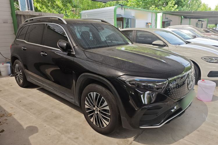Used Mercedes-Benz EQB 2025 EQB 260 Exterior 2