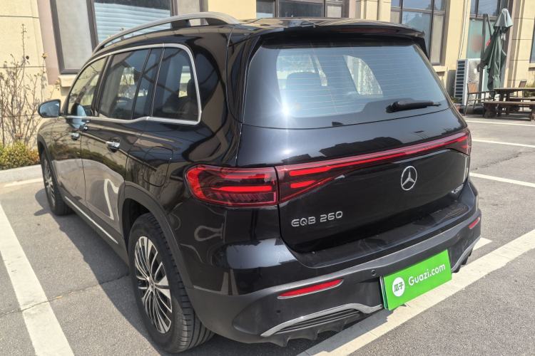Used Mercedes-Benz EQB 2025 EQB 260 Exterior 9