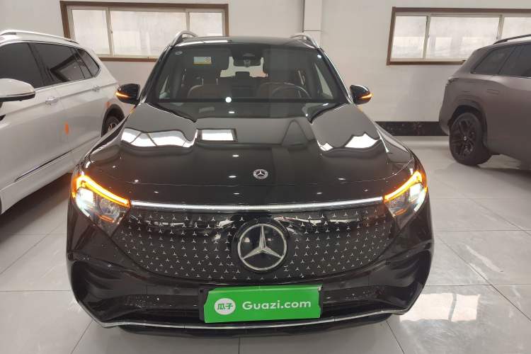 Used Mercedes-Benz EQB 2025 EQB 260 Front