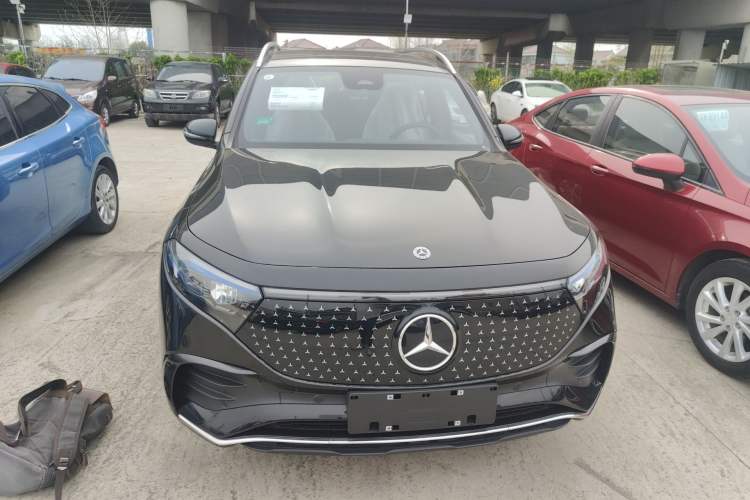 Used Mercedes-Benz EQB 2025 EQB 260 Front
