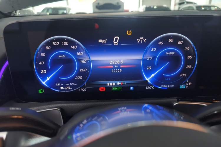 Used Mercedes-Benz EQB 2025 EQB 260 Instrument Cluster