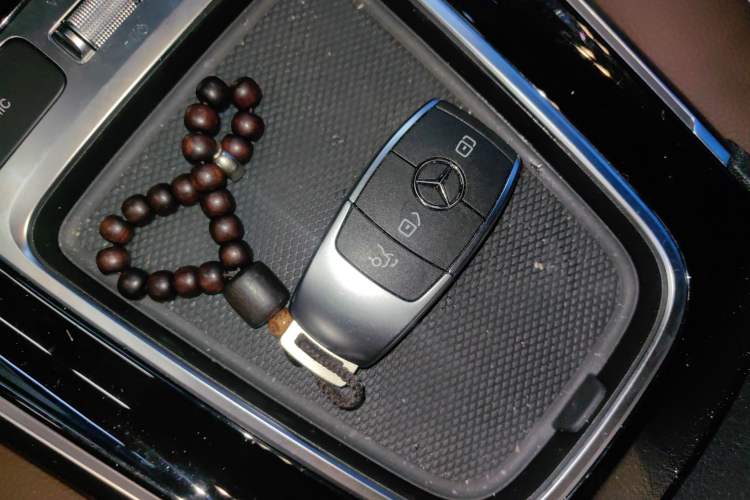 Used Mercedes-Benz EQB 2025 EQB 260 Interior 1