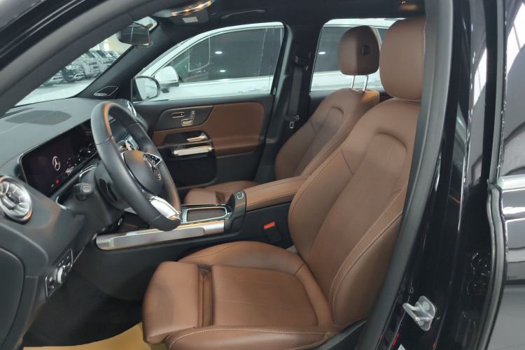 Used Mercedes-Benz EQB 2025 EQB 260 Left Front Seat