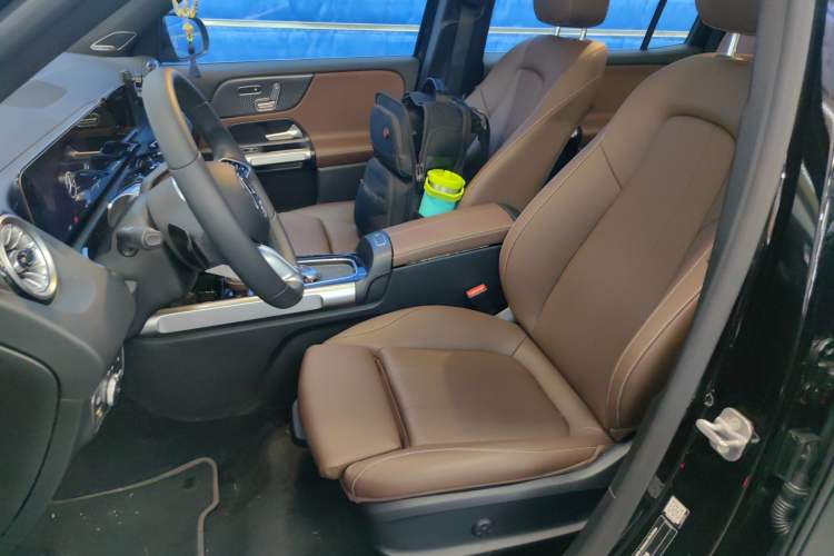 Used Mercedes-Benz EQB 2025 EQB 260 Left Front Seat