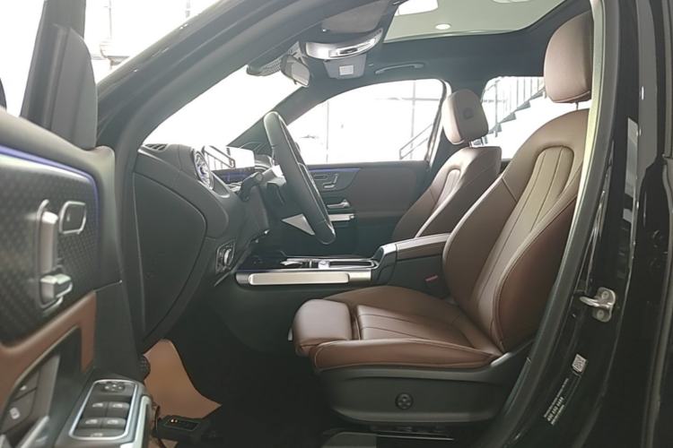 Used Mercedes-Benz EQB 2025 EQB 260 Left Front Seat
