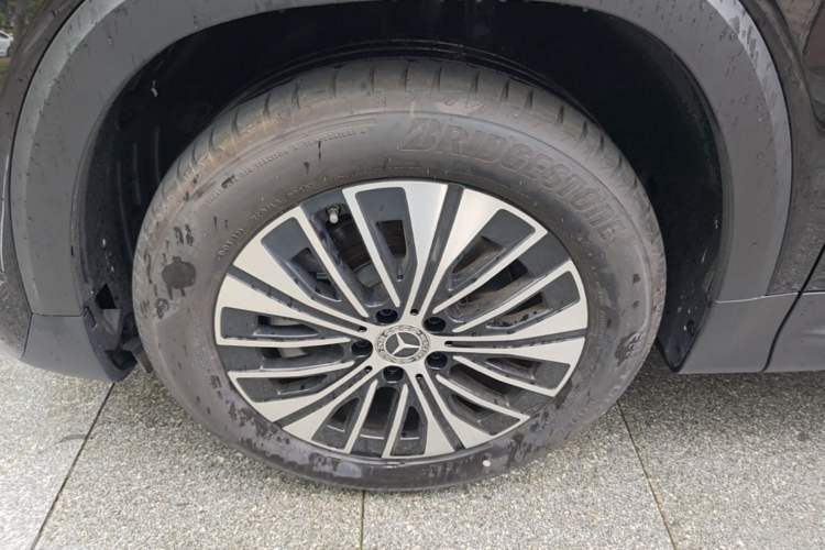 Used Mercedes-Benz EQB 2025 EQB 260 Left Front Wheel Hub