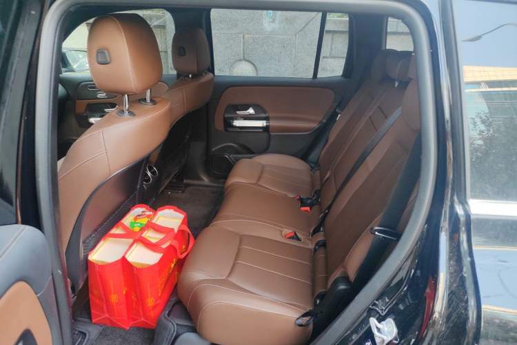 Used Mercedes-Benz EQB 2025 EQB 260 Left Rear Seat