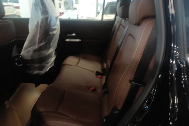Used Mercedes-Benz EQB 2025 EQB 260 Left Rear Seat